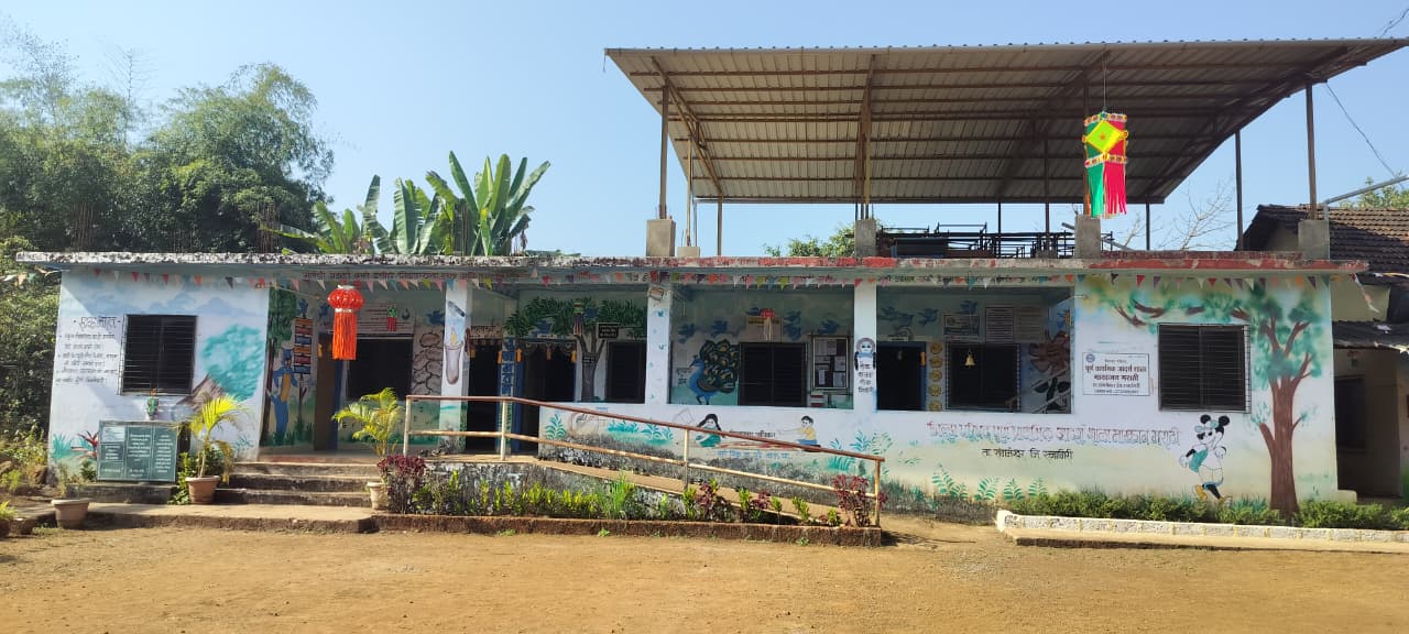 जिल्हा परिषद पूर्ण प्राथमिक आदर्श शाळा माखजन मराठी 