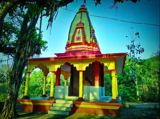 मानोबा मंदिर